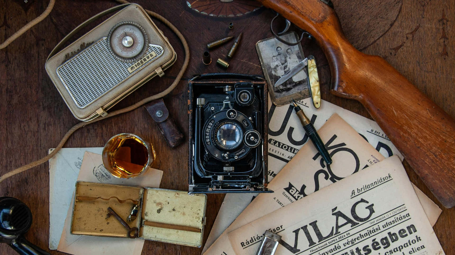 vintage camera, vintage radio, vintage rifle, Full HD Desktop Wallpaper