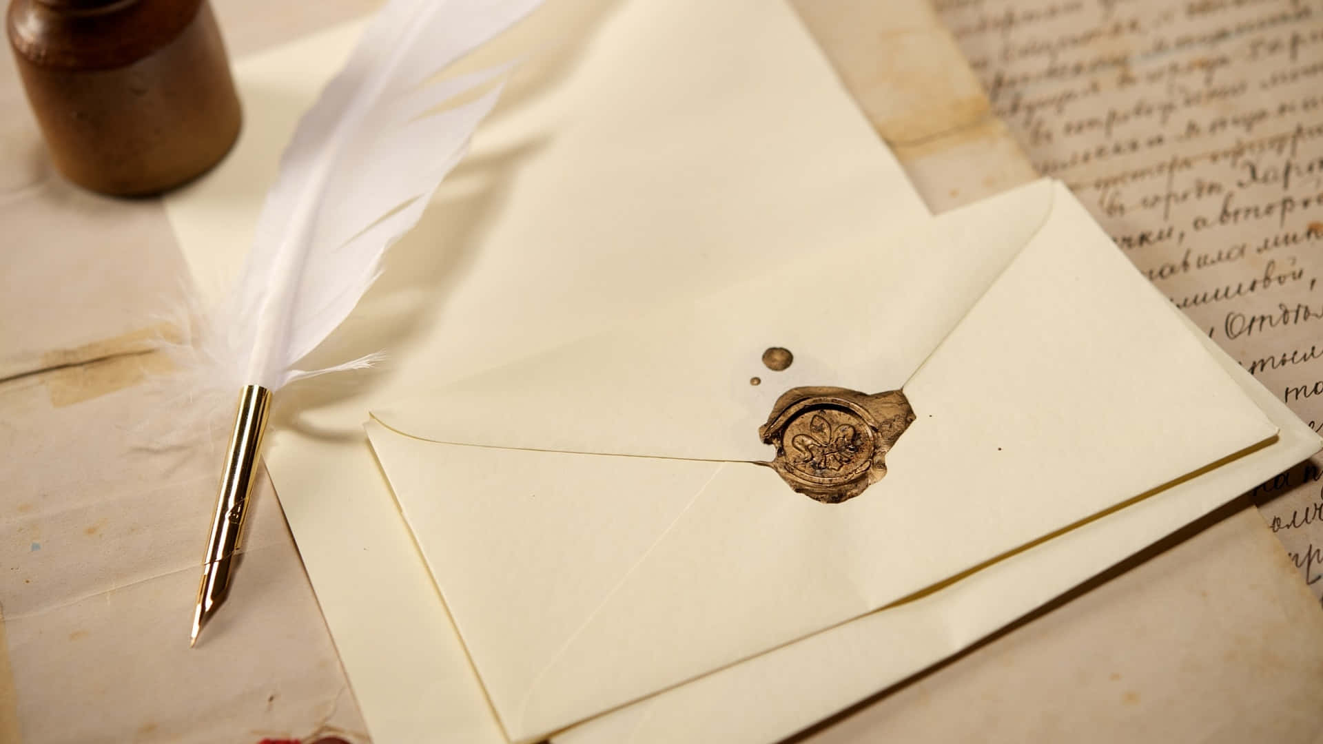 antique sealed letter, quill, golden wax emblem, Full HD Desktop Wallpaper