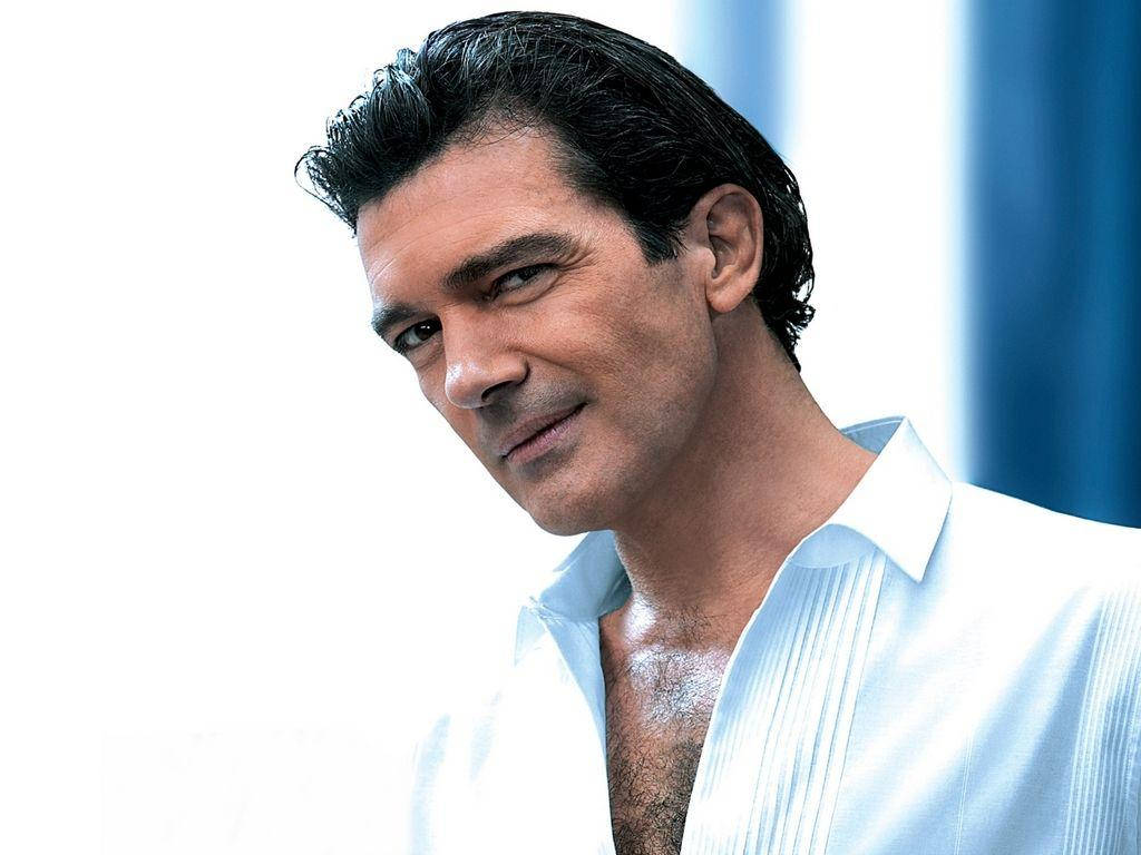 Antonio Banderas, white shirt, bright blue and white background, SD Desktop Wallpaper