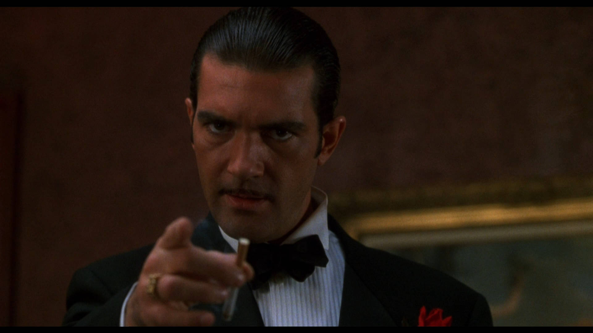Antonio Banderas, tuxedo, cigarette, Full HD Desktop Wallpaper