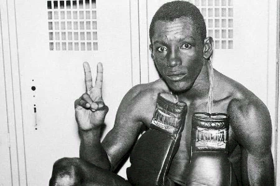 Antonio Cervantes, muscular boxer, gloves, SD Desktop Wallpaper