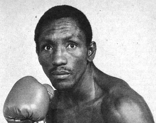 Antonio Cervantes, black and white portrait, muscular boxer, SD Desktop Wallpaper