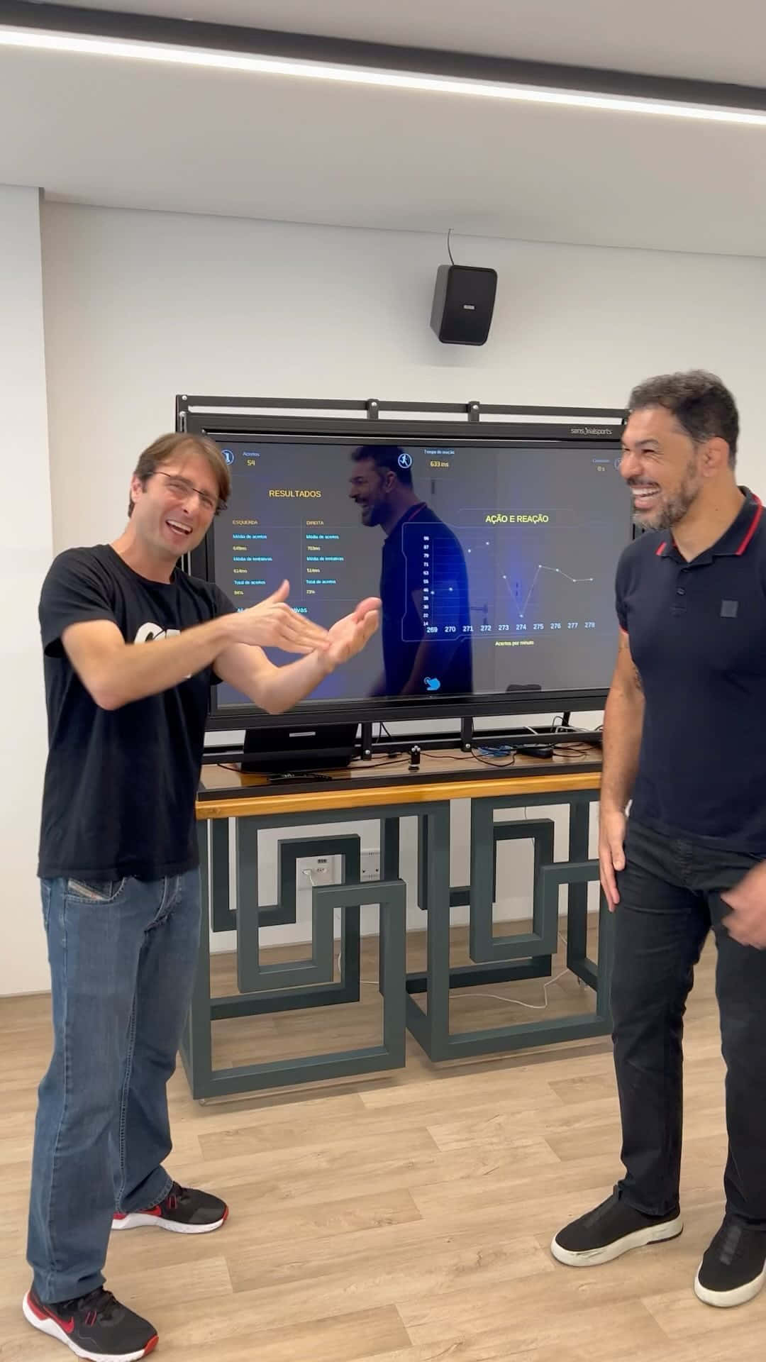 Antônio Rodrigo Nogueira, modern office, large screen, Full HD Phone Wallpaper