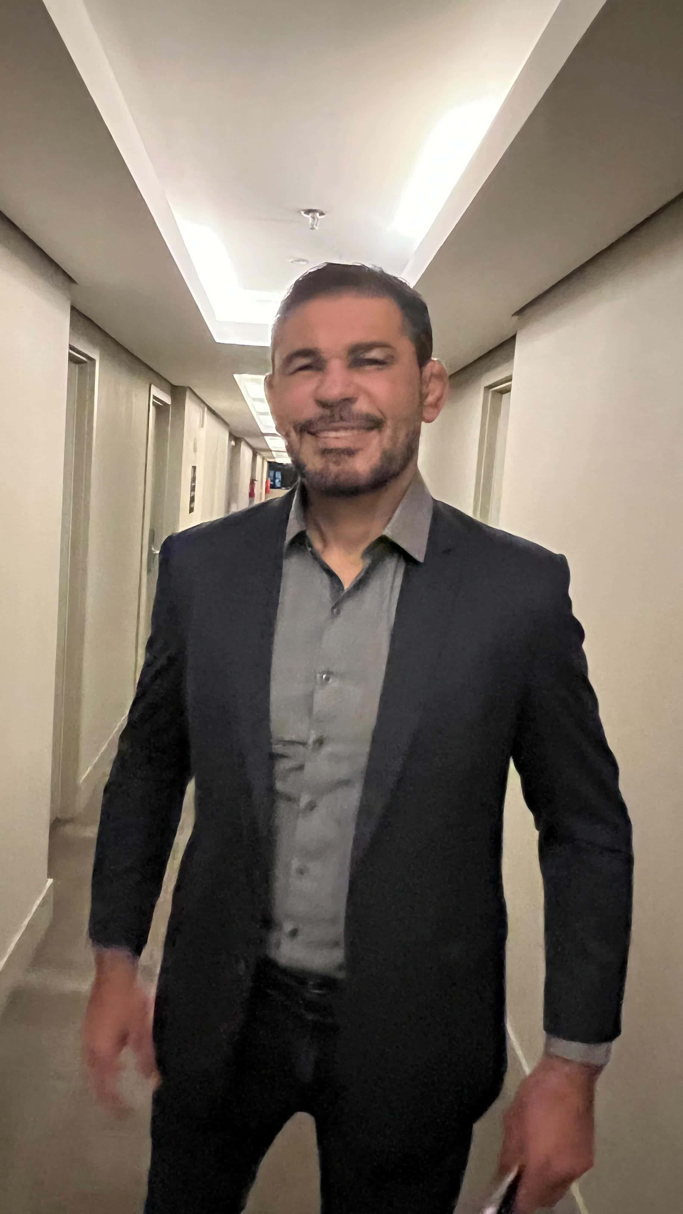Antônio Rodrigo Nogueira, formal suit, dark suit, 4K Phone Wallpaper