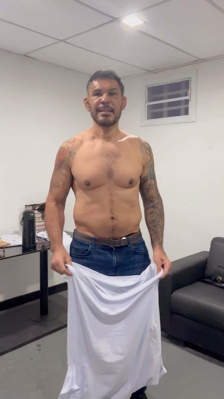 Antônio Rodrigo Nogueira, backstage, shirtless, HD Phone Wallpaper