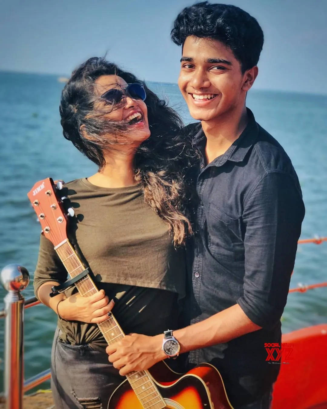 Anupama Parameswaran, boat, ocean breeze, HD Phone Wallpaper