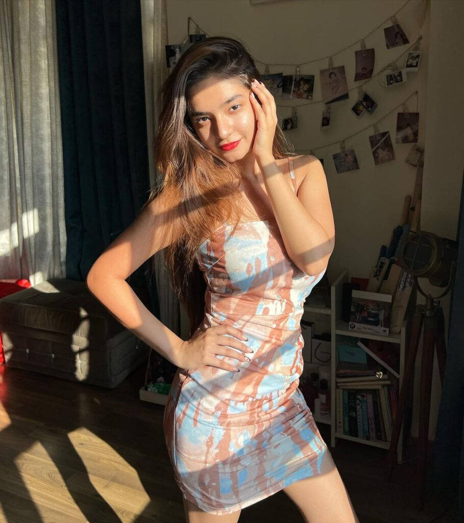 Anushka Sen, blue and peach tie-dye dress, sunlit room, SD Phone Wallpaper