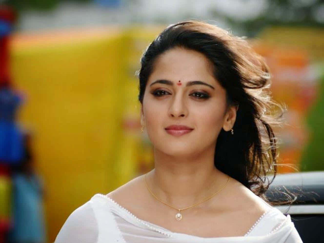 Anushka Shetty, white top, gold necklace, HD Desktop Wallpaper