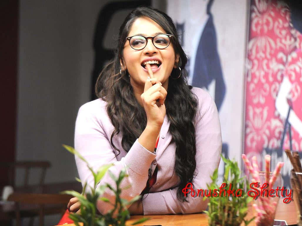 Anushka Shetty, dark curly hair, glasses, SD Desktop Wallpaper