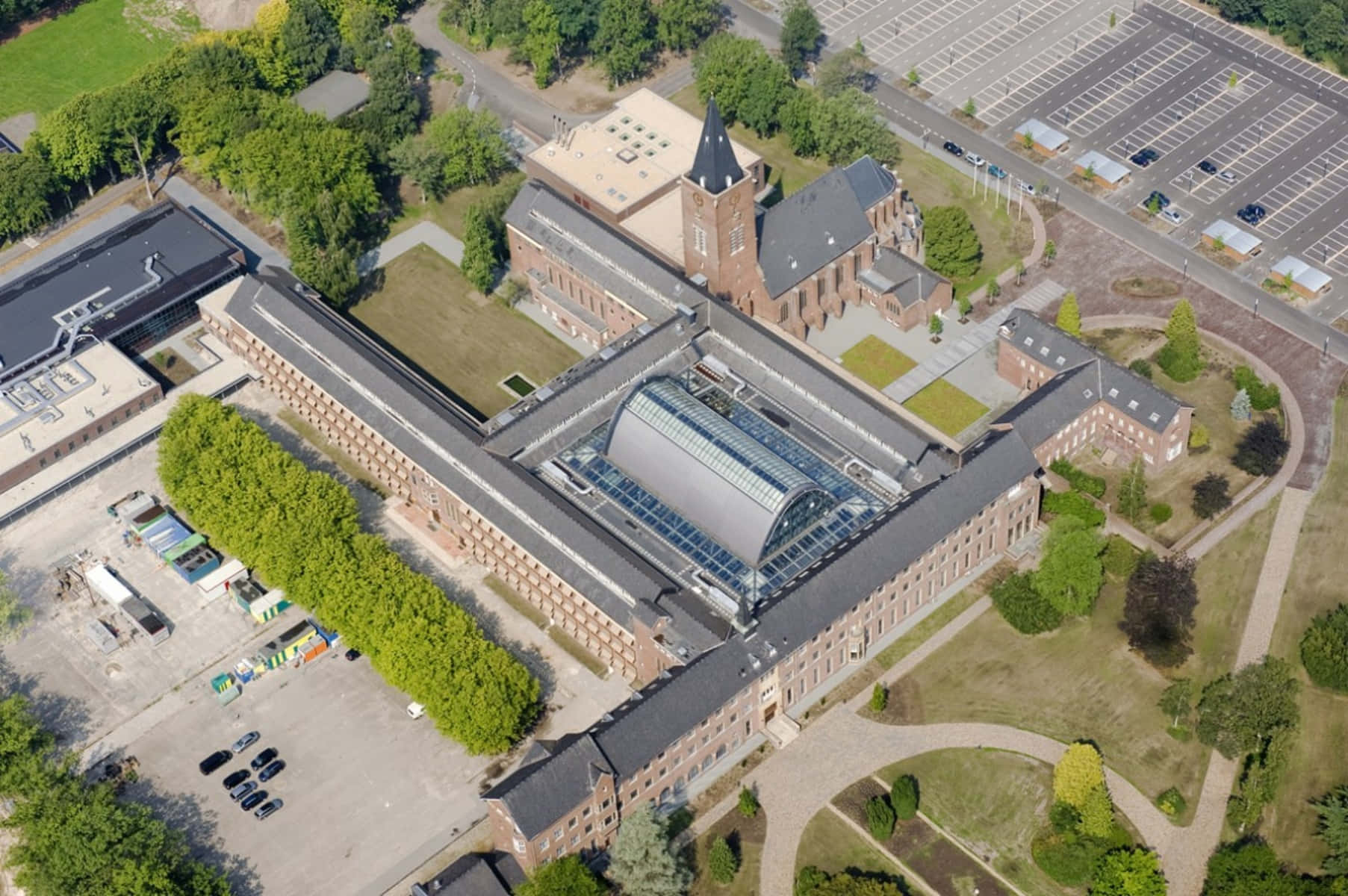 Apeldoorn, historical building, brick building complex, HD Desktop Wallpaper