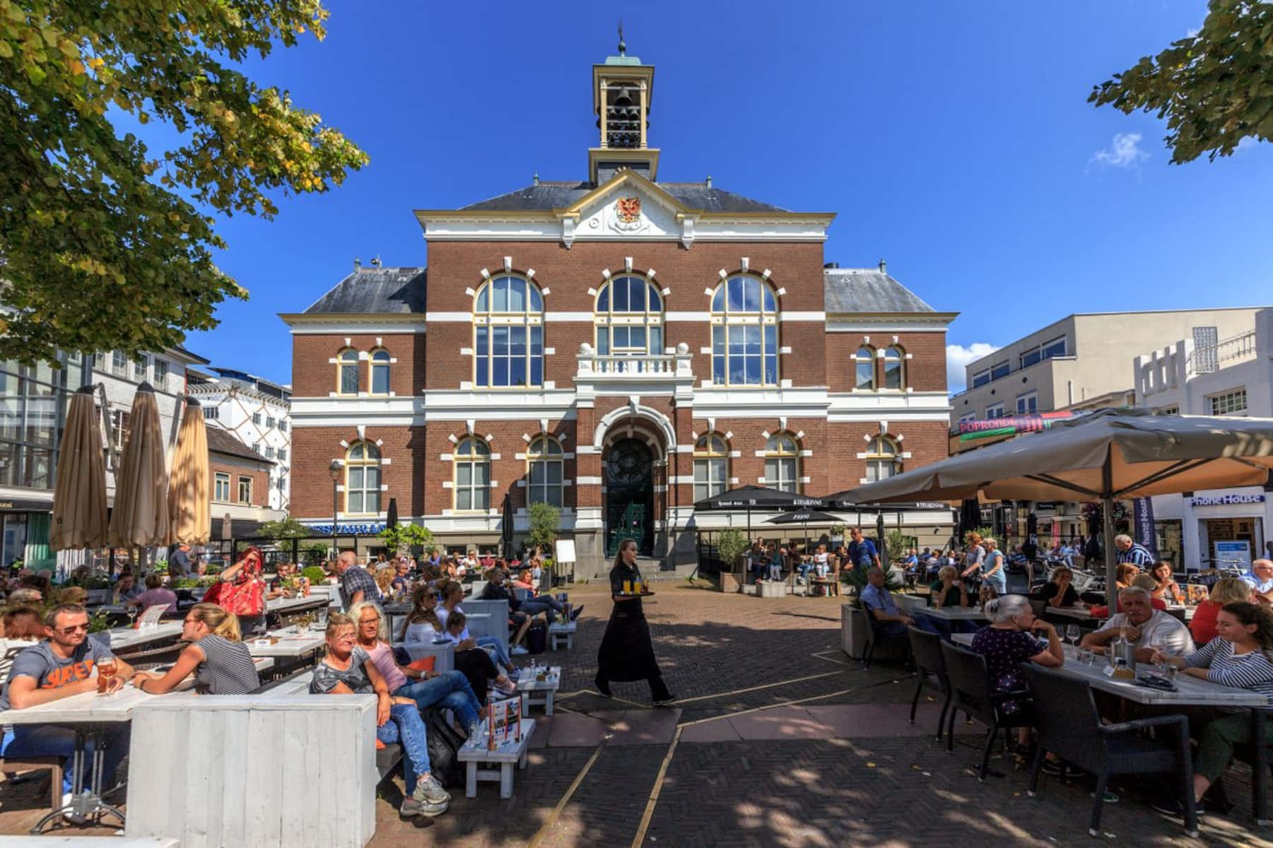 Apeldoorn, city center, outdoor cafe, HD Desktop Wallpaper