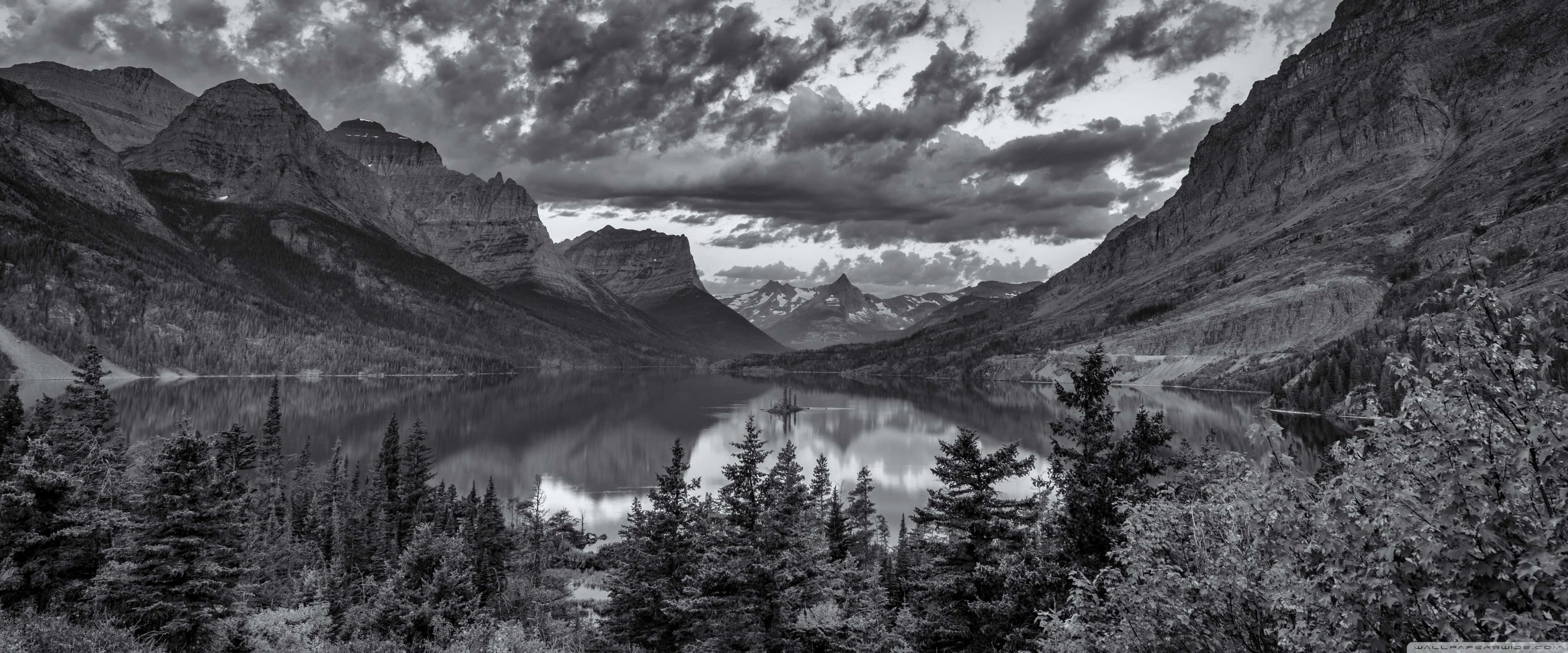 Apple 3840x1600, black and white, mountain lake, 4K Desktop Wallpaper