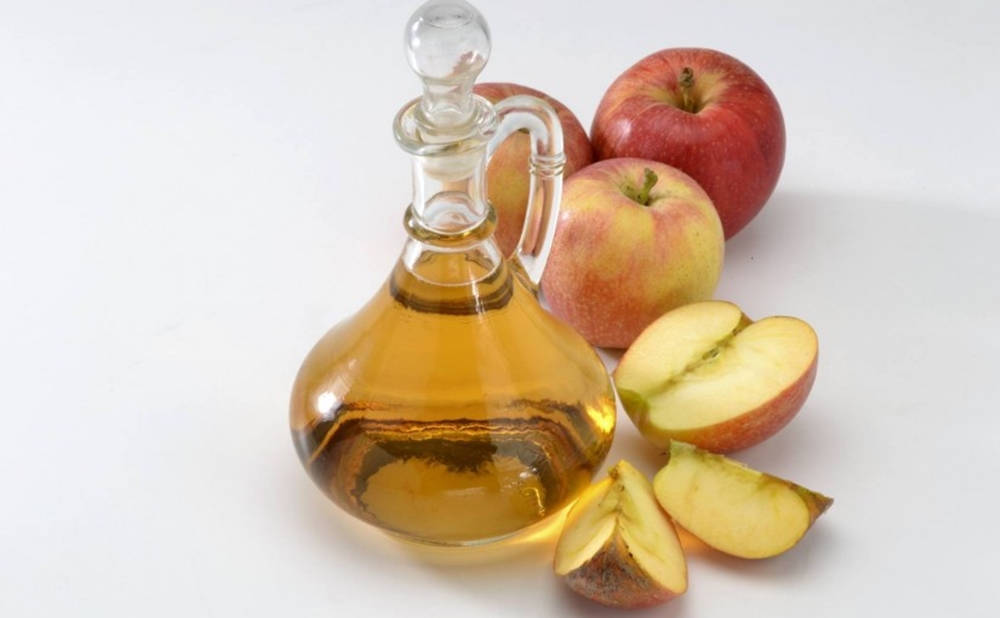 apple cider vinegar, glass container, amber apple cider vinegar, SD Desktop Wallpaper