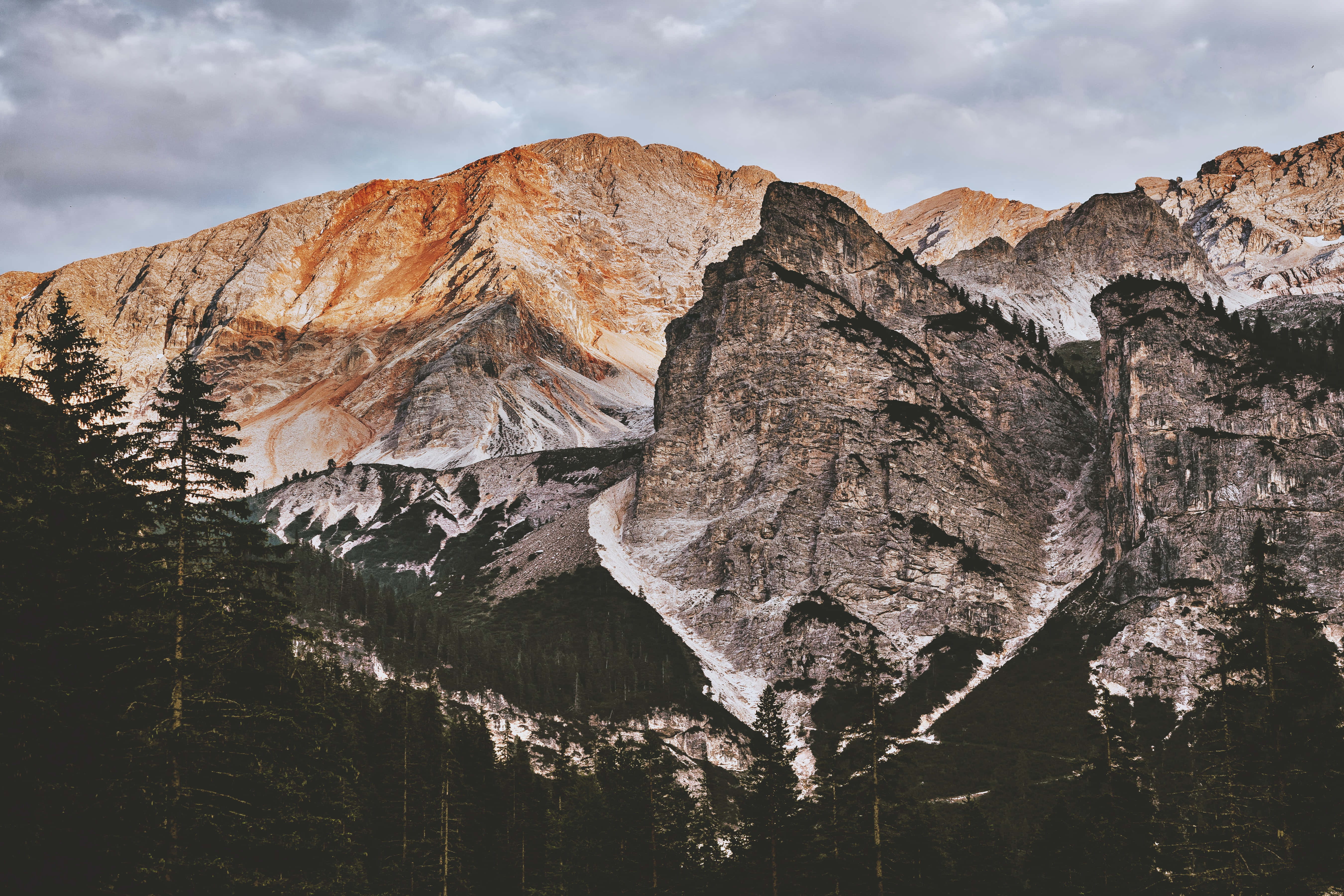 Apple Desktop, mountain range, rugged peaks, 5K Desktop Wallpaper
