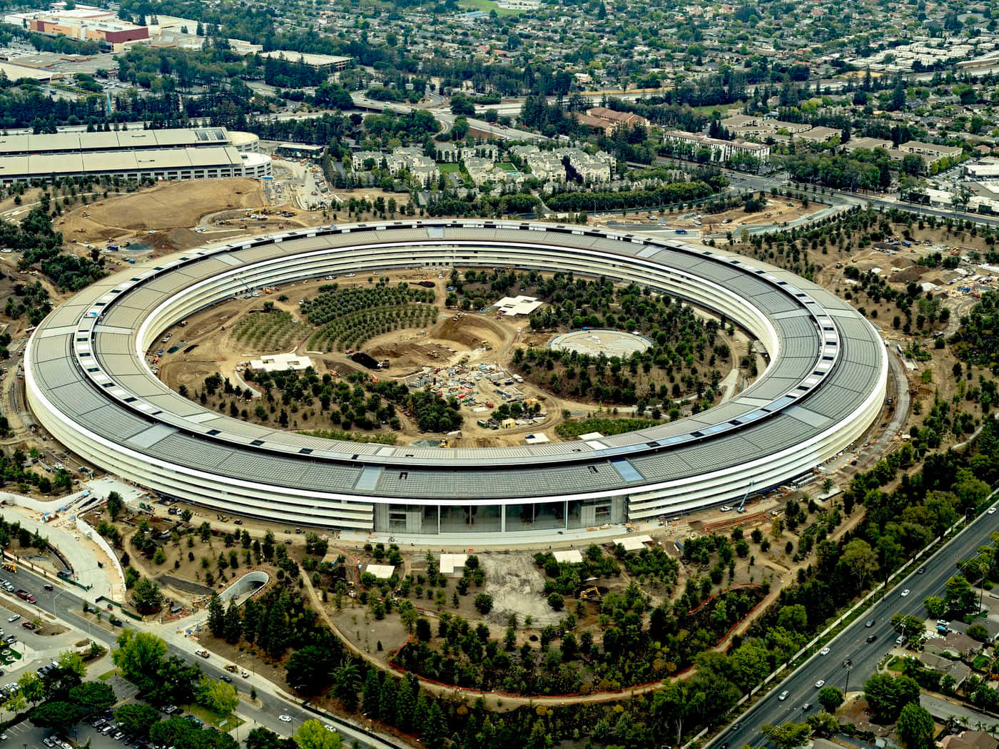 Apple Park, circular building, greenery, HD Desktop Wallpaper