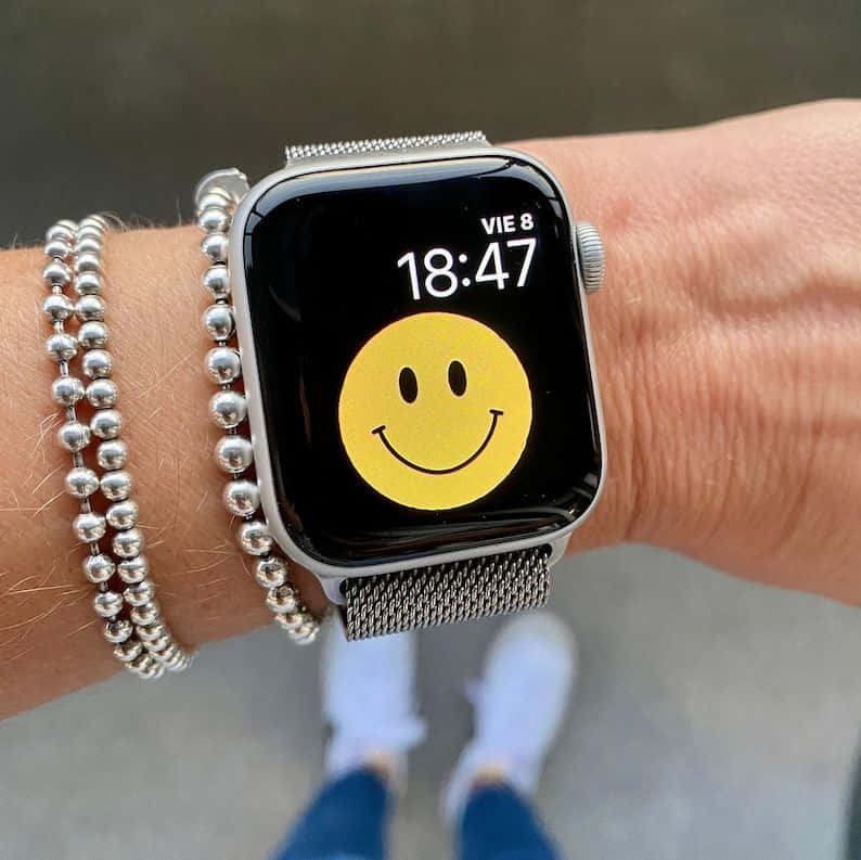 Apple Watch, silver Apple Watch, yellow smiley face watch face, SD Desktop Wallpaper