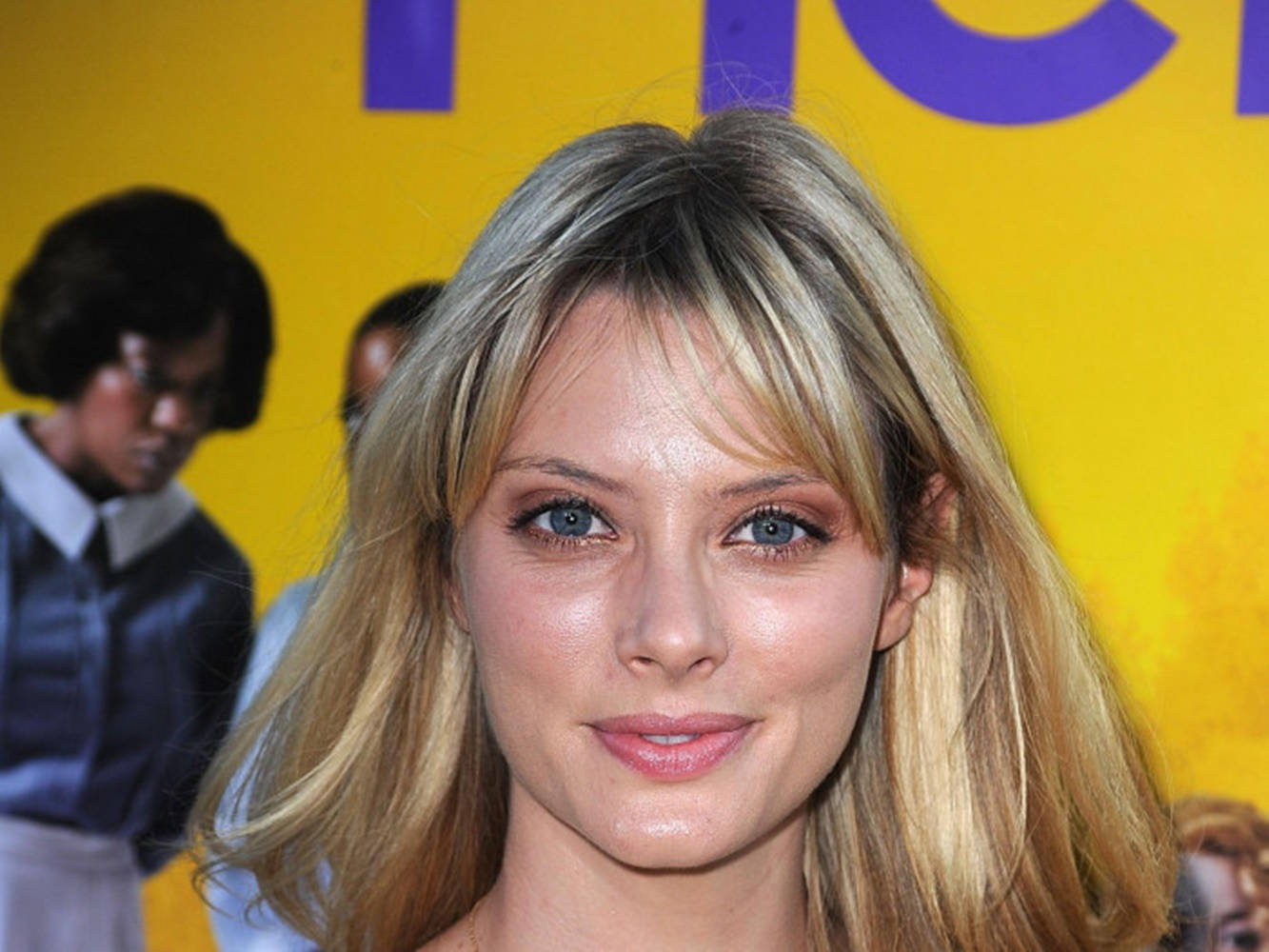 April Bowlby, Barbie-Like Face, blonde hair, HD Desktop Wallpaper