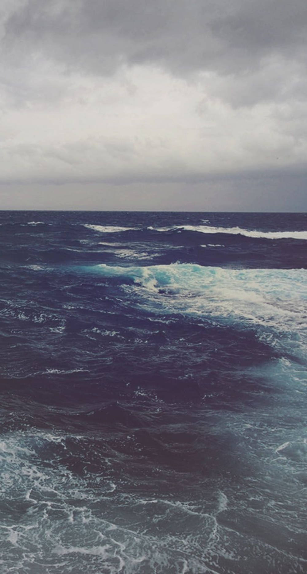 Ocean iPhone, stormy ocean, dark waves, HD Phone Wallpaper