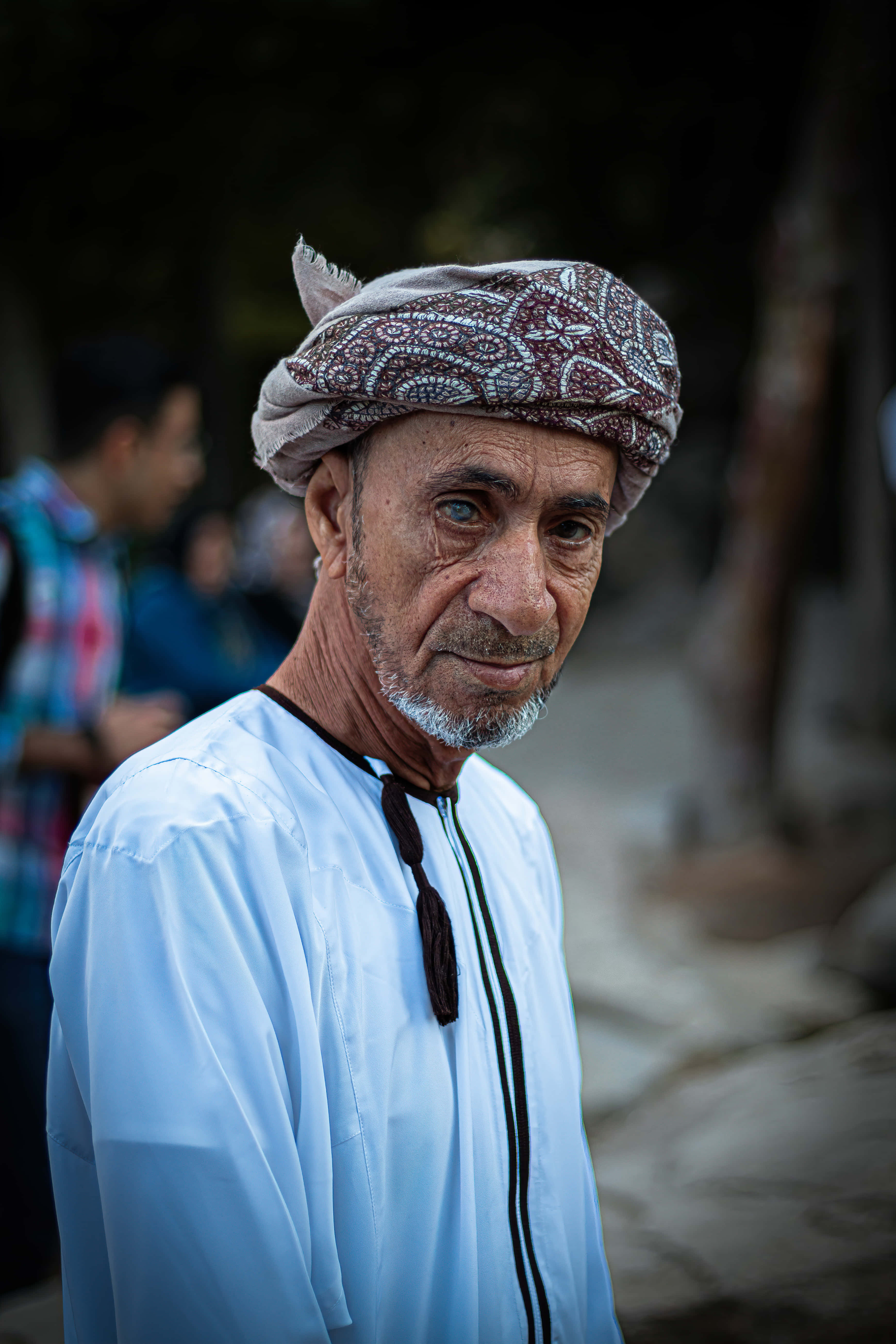 Arab man, vignette, patterned turban, 5K Phone Wallpaper
