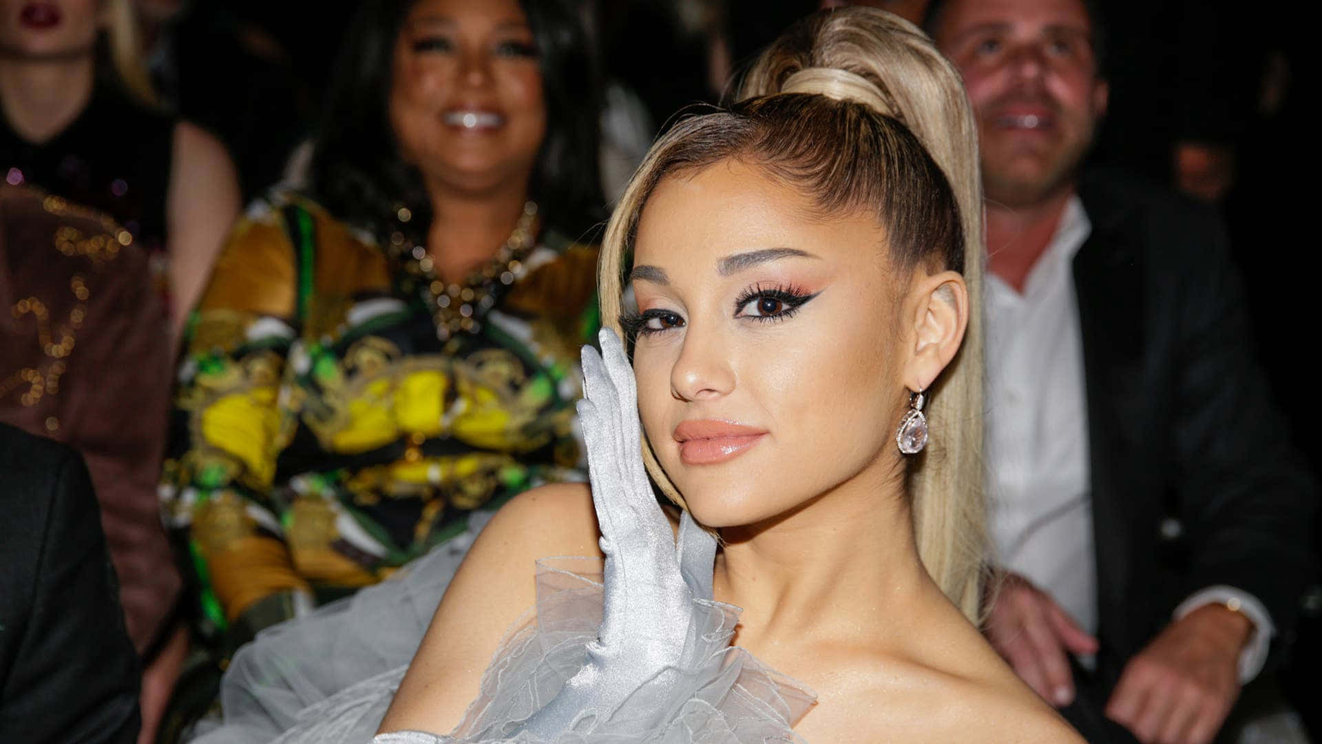 Ariana Grande, silver gown, white gloves, Full HD Desktop Wallpaper