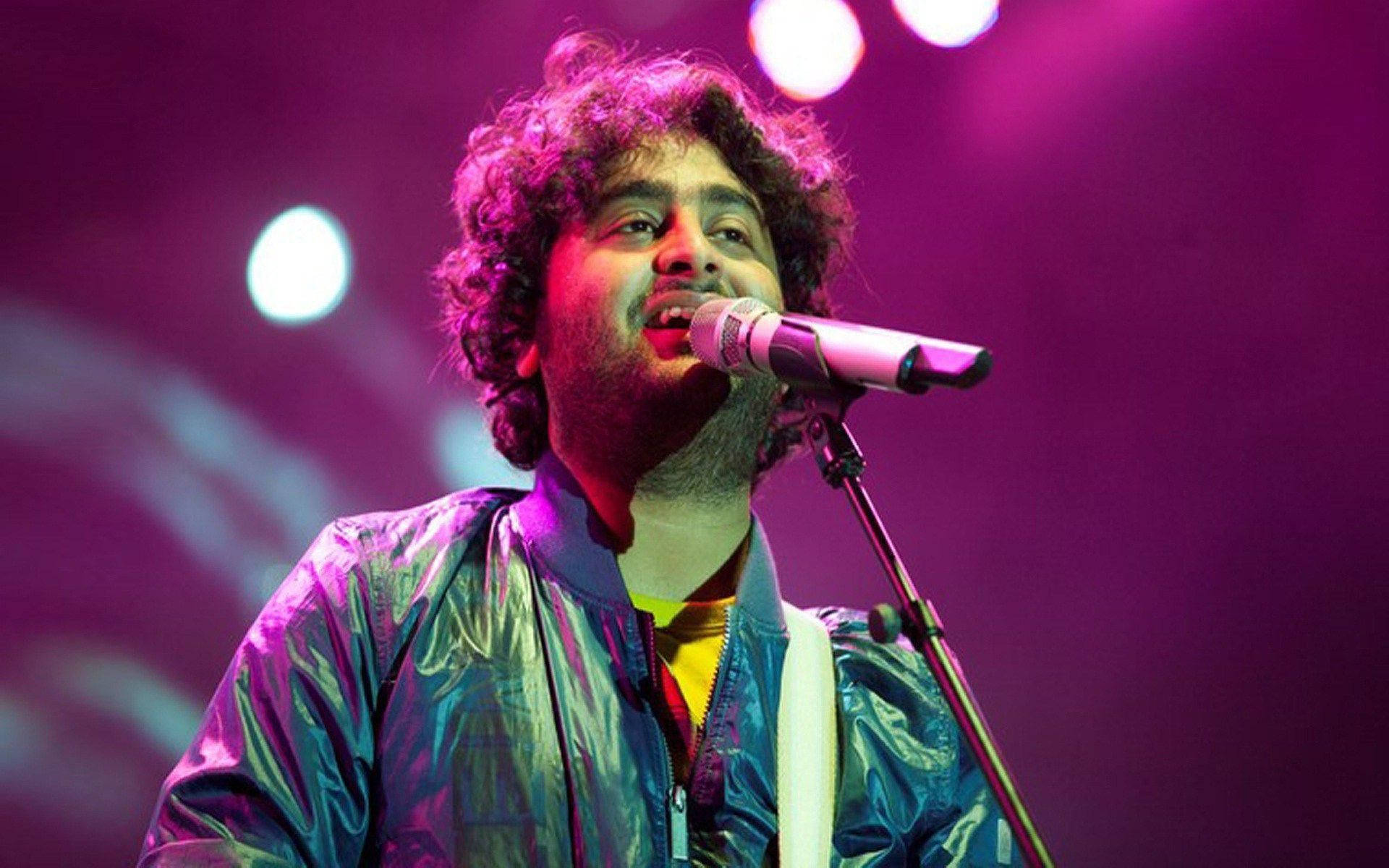 Arijit Singh, curly hair, microphone, Full HD Desktop Wallpaper