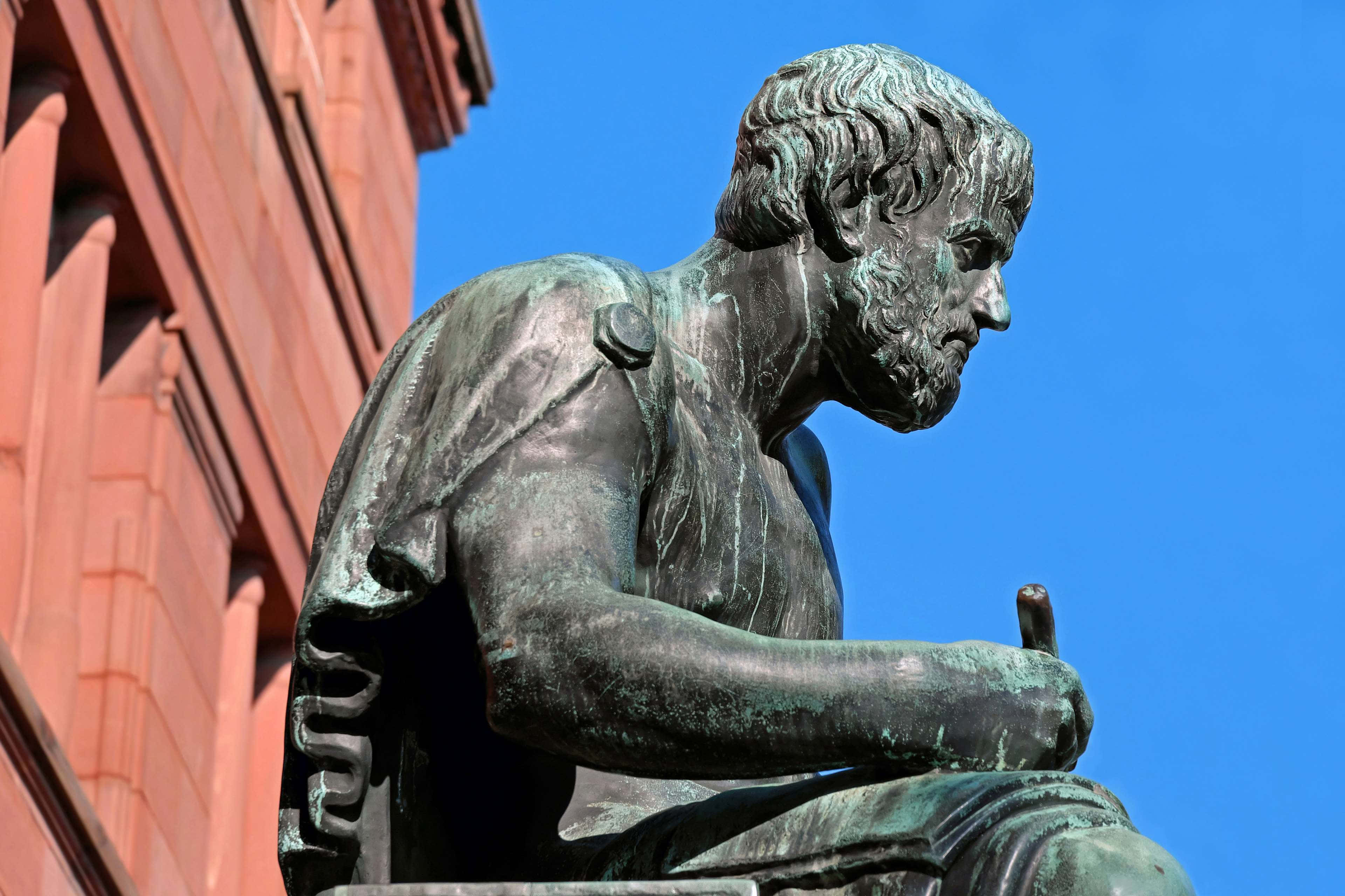Aristotle, bronze statue, bearded man, 4K Desktop Wallpaper