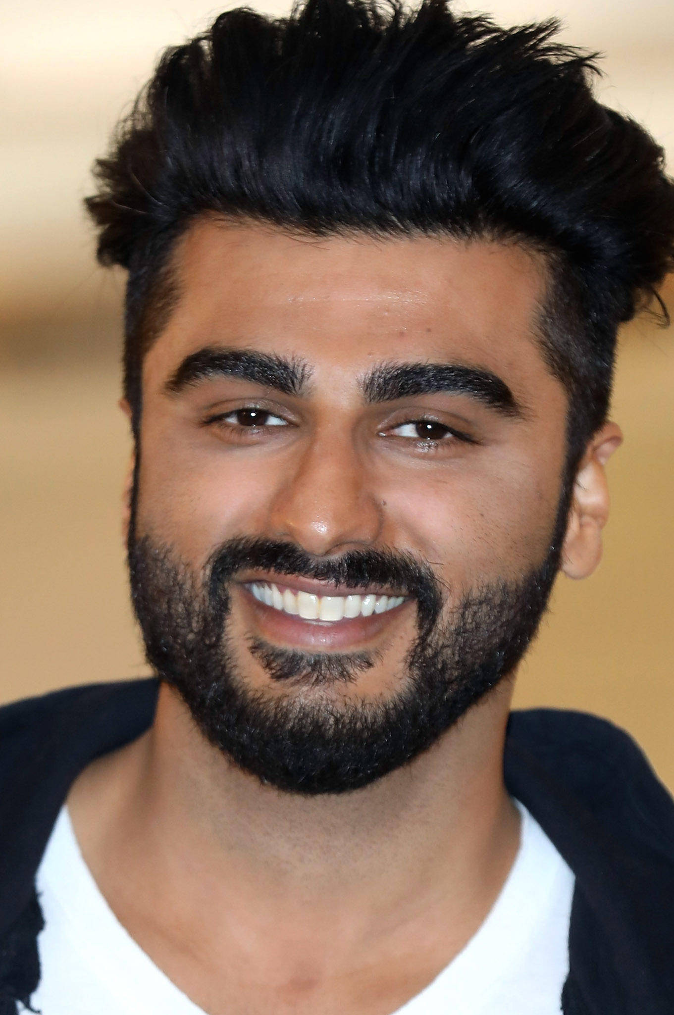 Arjun Kapoor, white shirt, black jacket, Full HD Phone Wallpaper