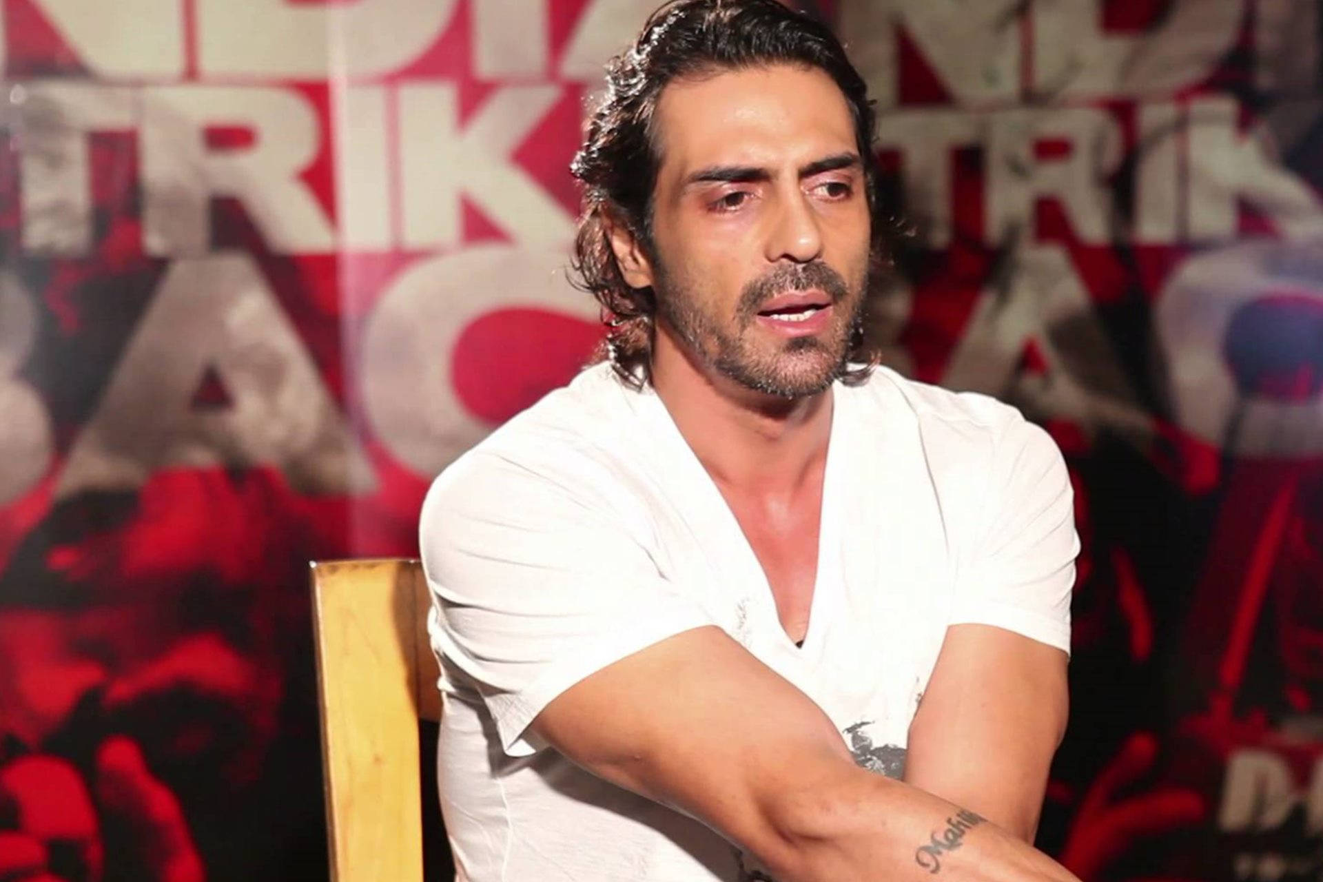 Arjun Rampal, red and white graphic backdrop, interview, Full HD Desktop Wallpaper