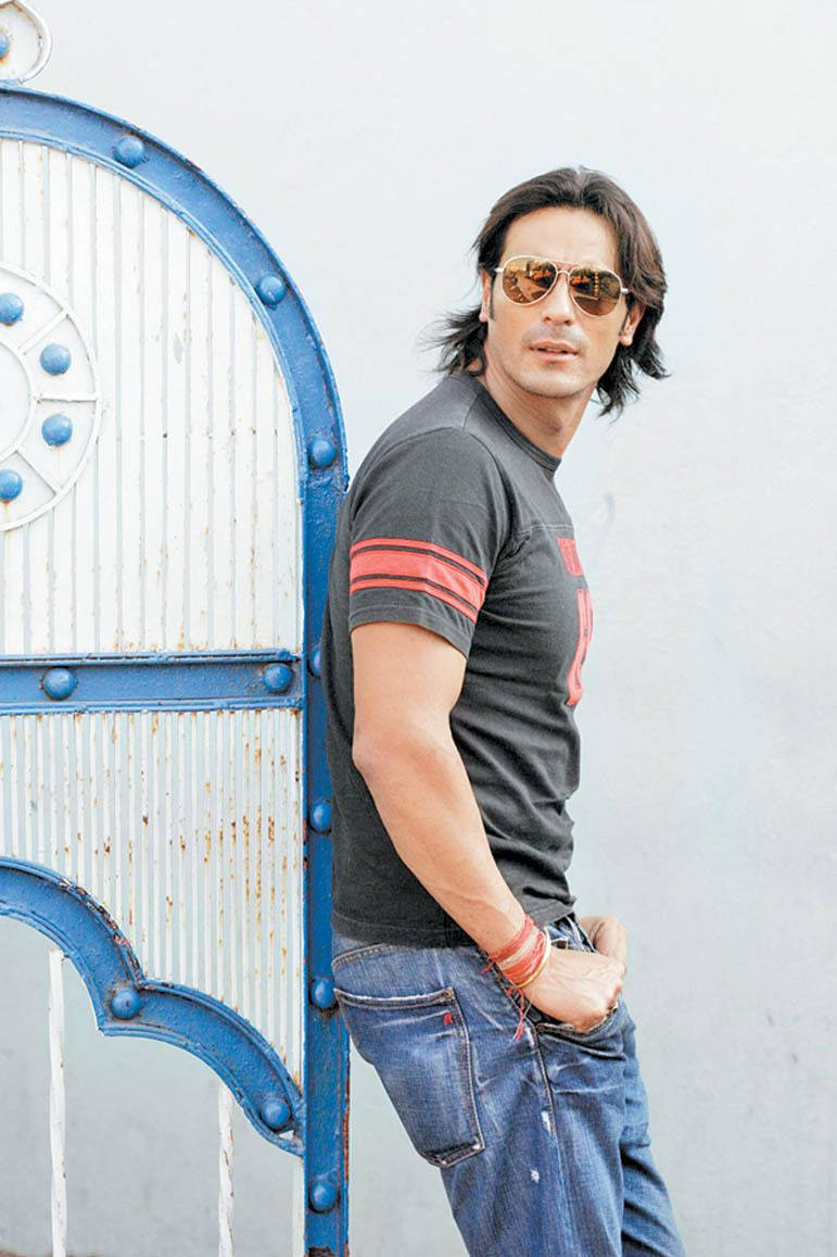 Arjun Rampal, aviator sunglasses, weathered blue metal gate, SD Phone Wallpaper