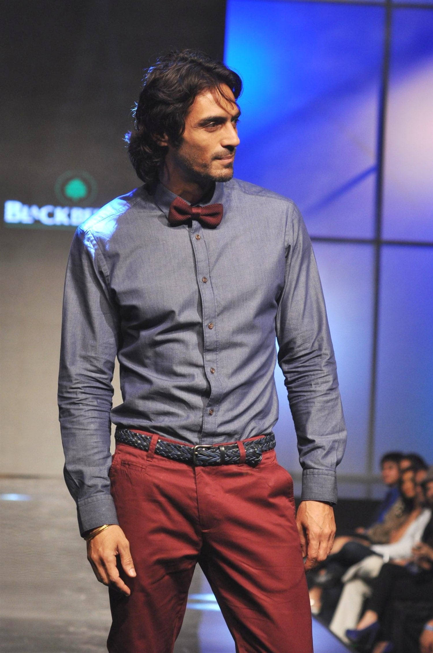 Arjun Rampal, runway, gray shirt, Full HD Phone Wallpaper