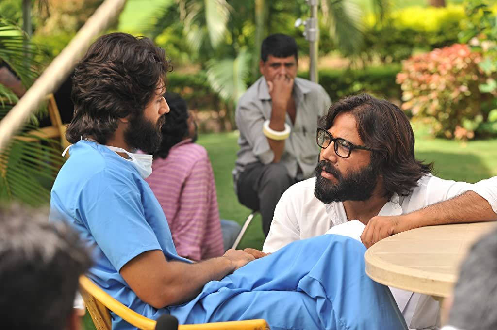 Arjun Reddy, blue scrubs, wooden table, SD Desktop Wallpaper