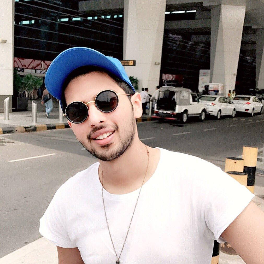 Armaan Malik, blue cap, round sunglasses, SD Desktop Wallpaper