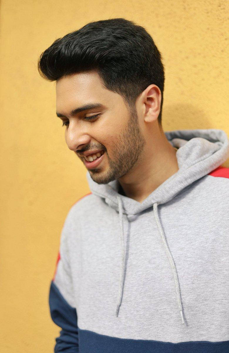 Armaan Malik, gray hoodie, textured yellow wall, SD Phone Wallpaper