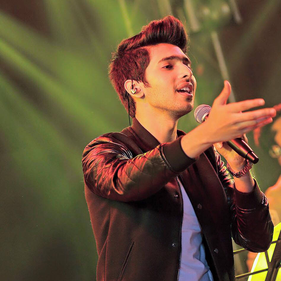 Armaan Malik, green spotlights, textured jacket, SD Desktop Wallpaper