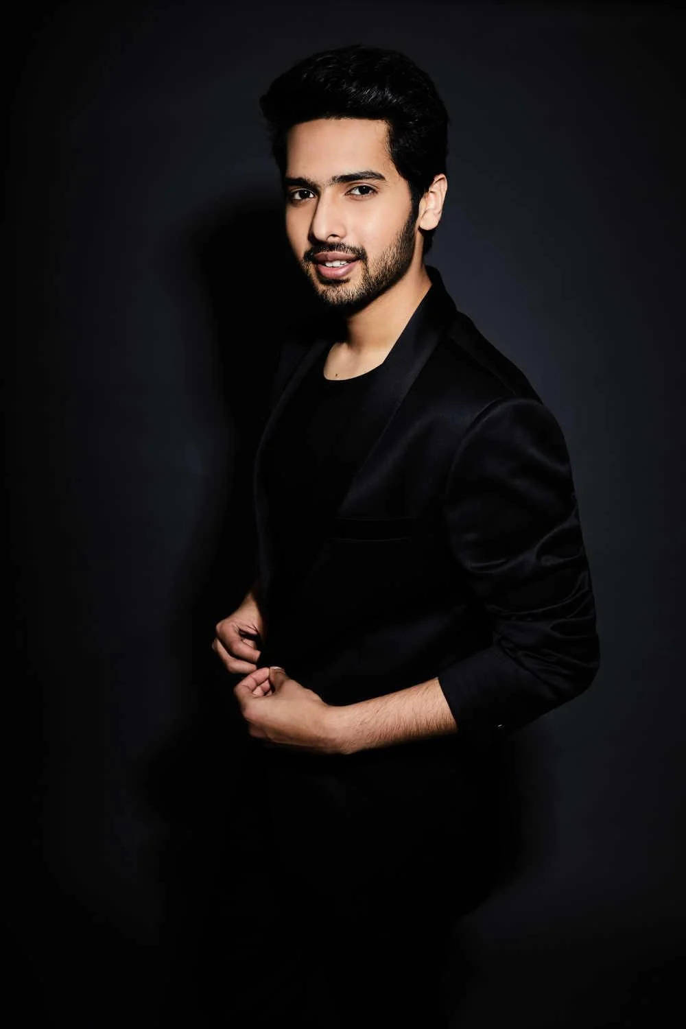 Armaan Malik, black suit, dark studio backdrop, HD Phone Wallpaper