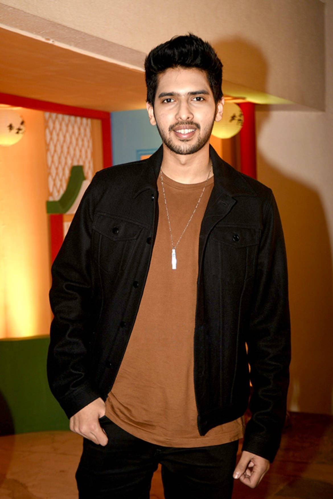 Armaan Malik, black jacket, brown shirt, HD Phone Wallpaper