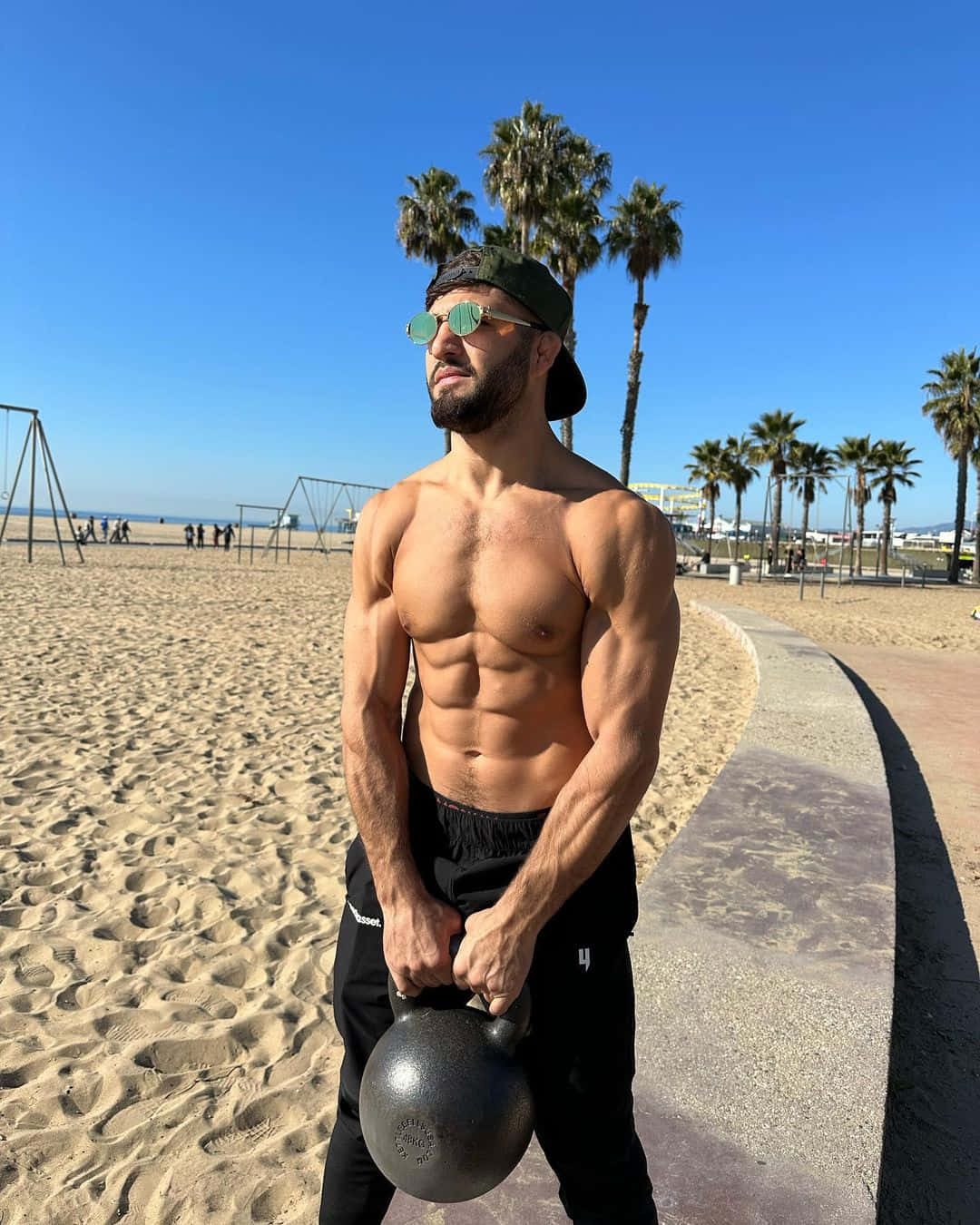 Arman Tsarukyan, kettlebell, sunny beach path, HD Phone Wallpaper