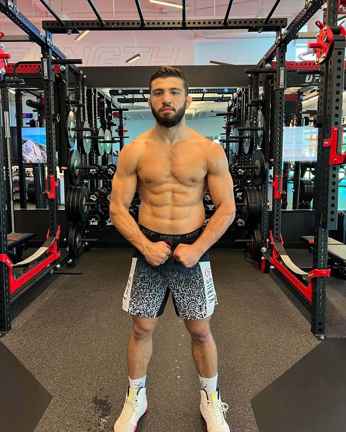 Arman Tsarukyan, gym, weight racks, HD Phone Wallpaper