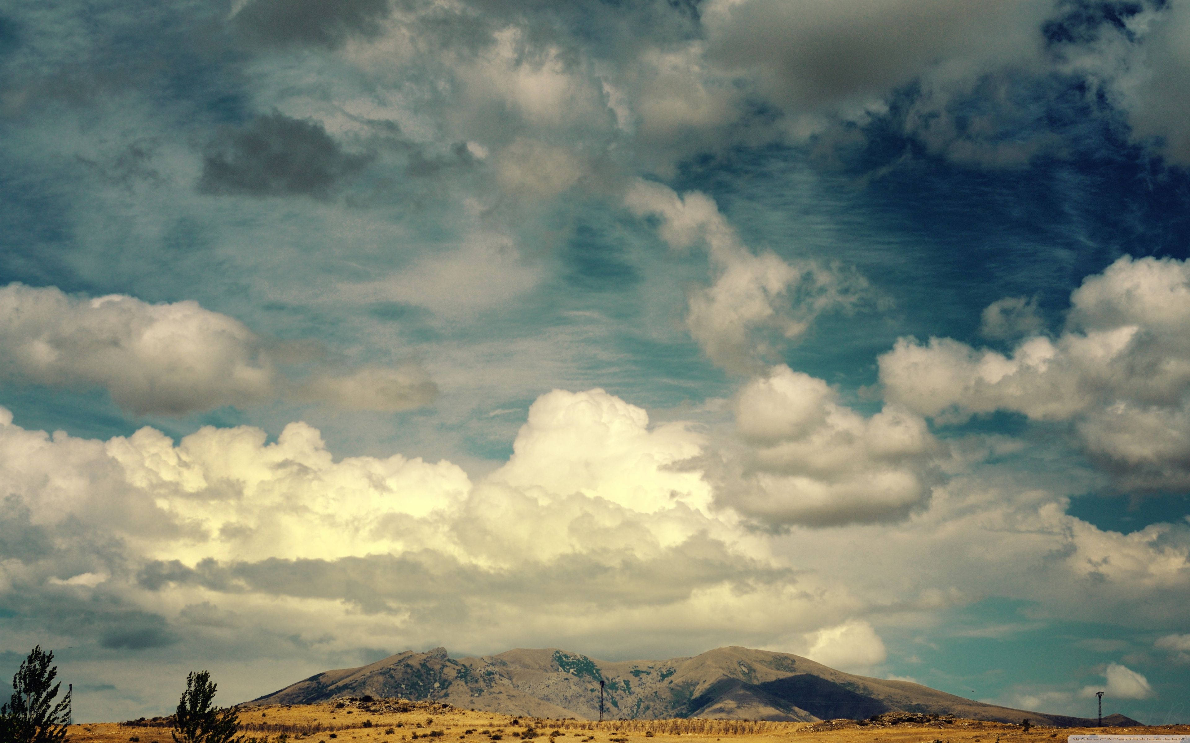Armenia, cloudy sky, vast mountain range, 4K Desktop Wallpaper