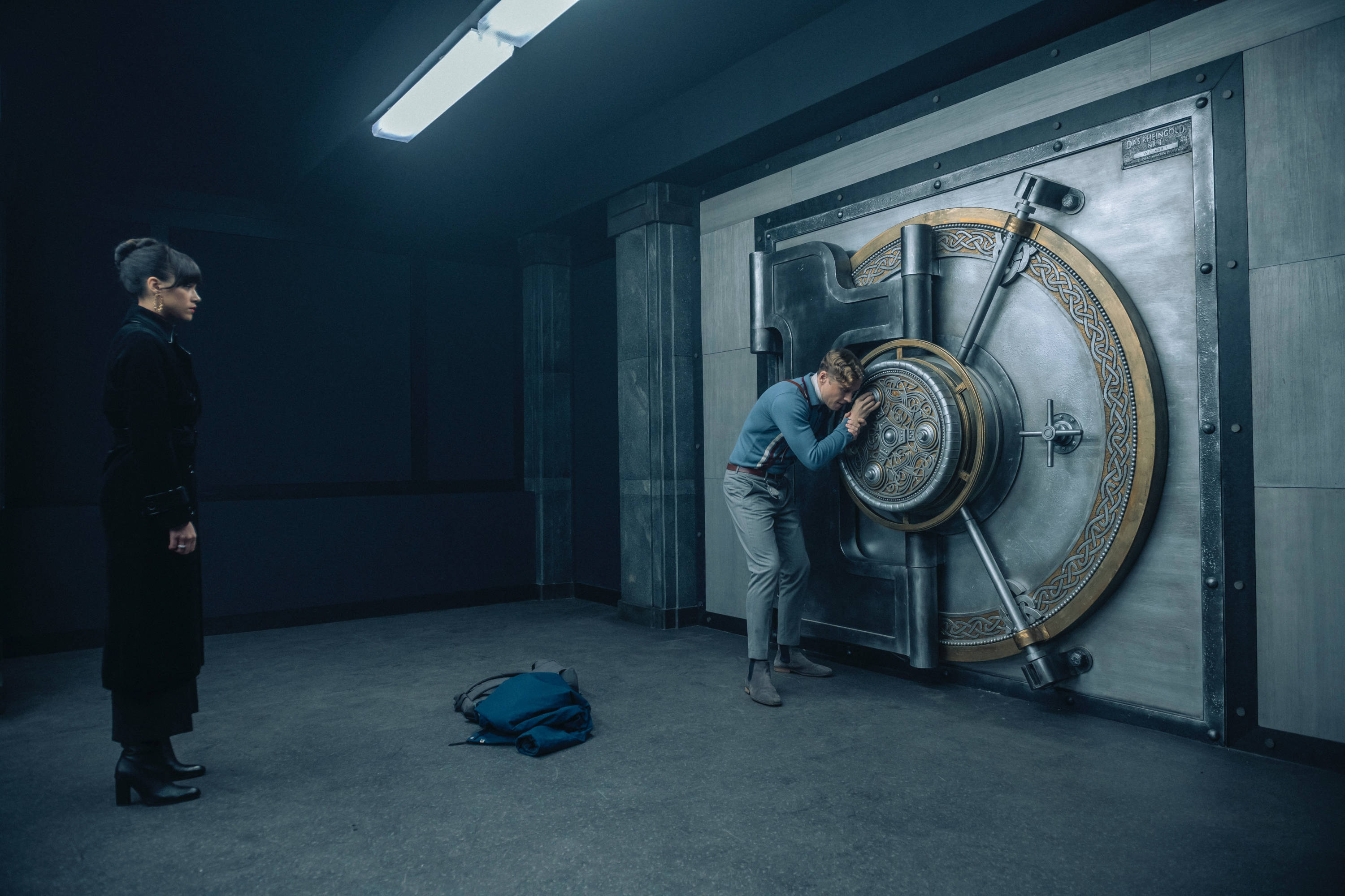 Army of Thieves, vault door, secure room, 2K Desktop Wallpaper