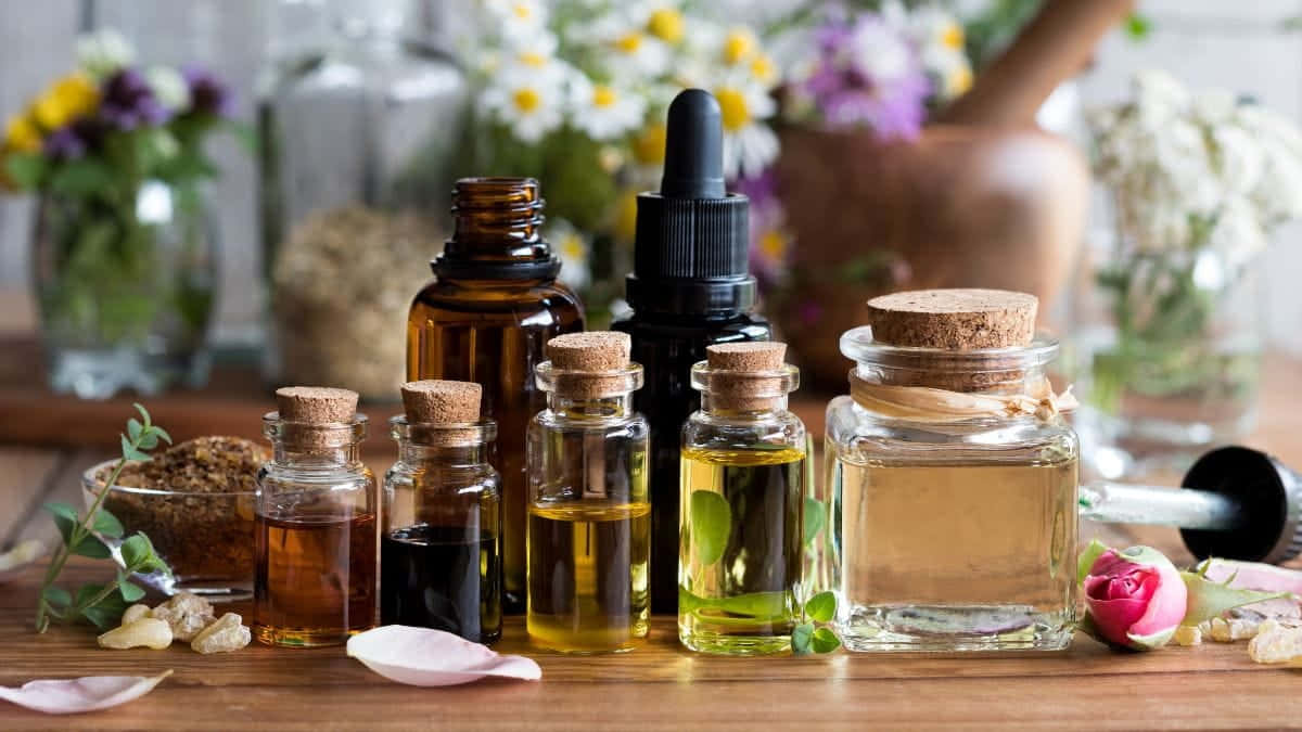 Aromatherapy, amber, glass bottles, SD Desktop Wallpaper