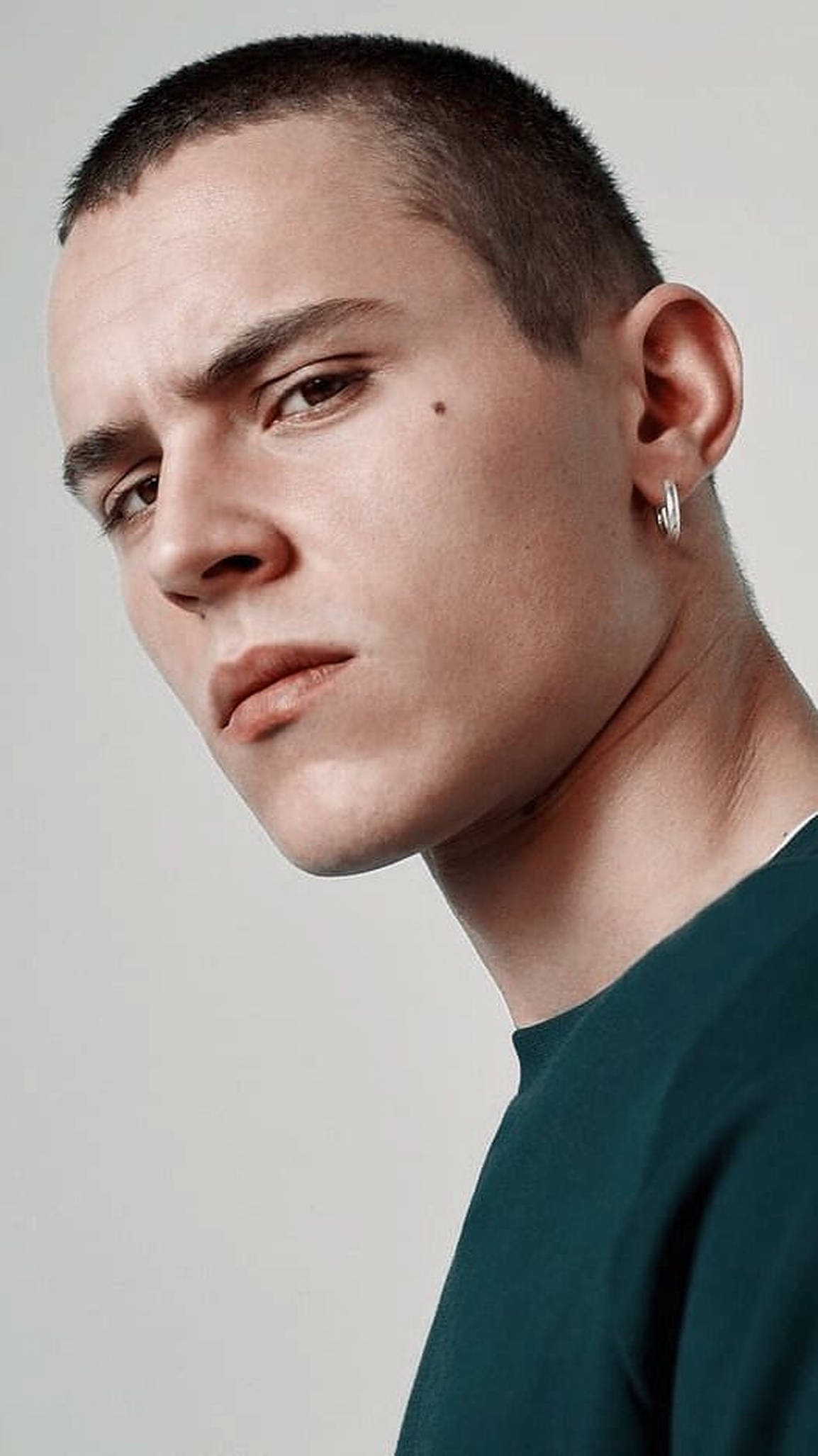 Aron Piper, buzz cut, silver hoop earring, Full HD Phone Wallpaper