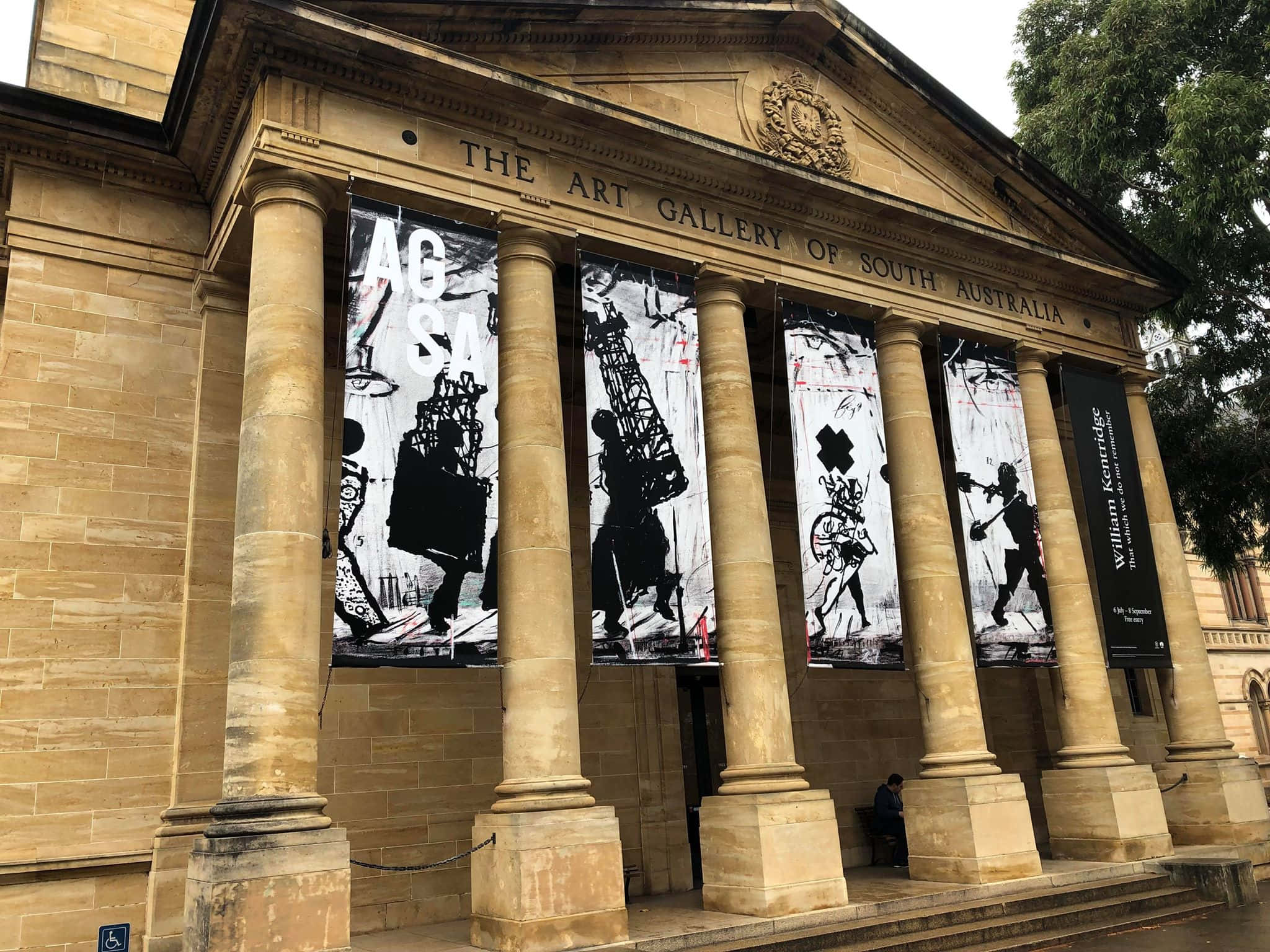 Art Gallery of South Australia, stone facade, classical columns, Full HD Desktop Wallpaper