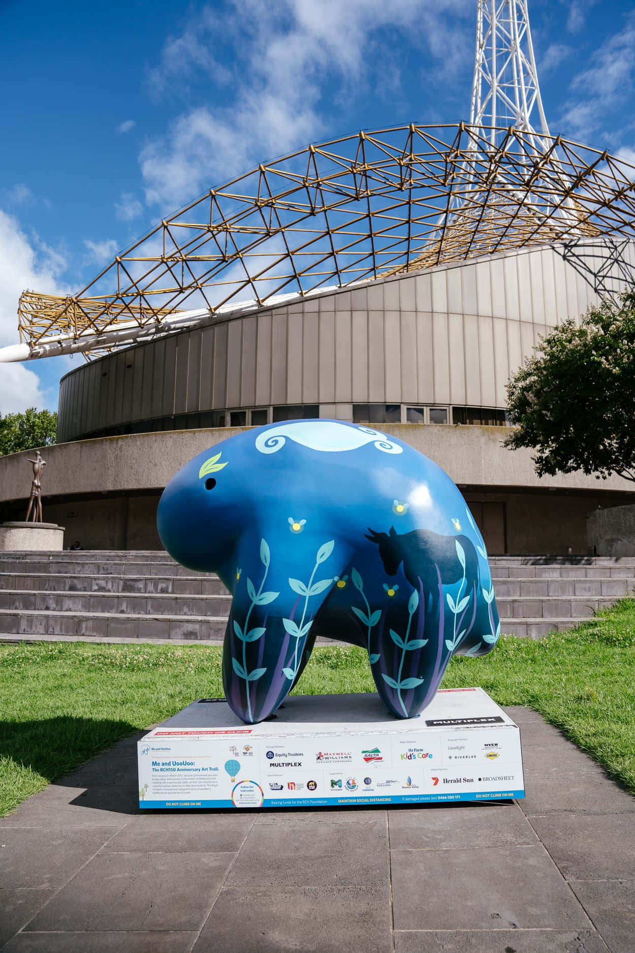 Arts Centre Melbourne, blue painted bear sculpture, floral patterns, HD Phone Wallpaper