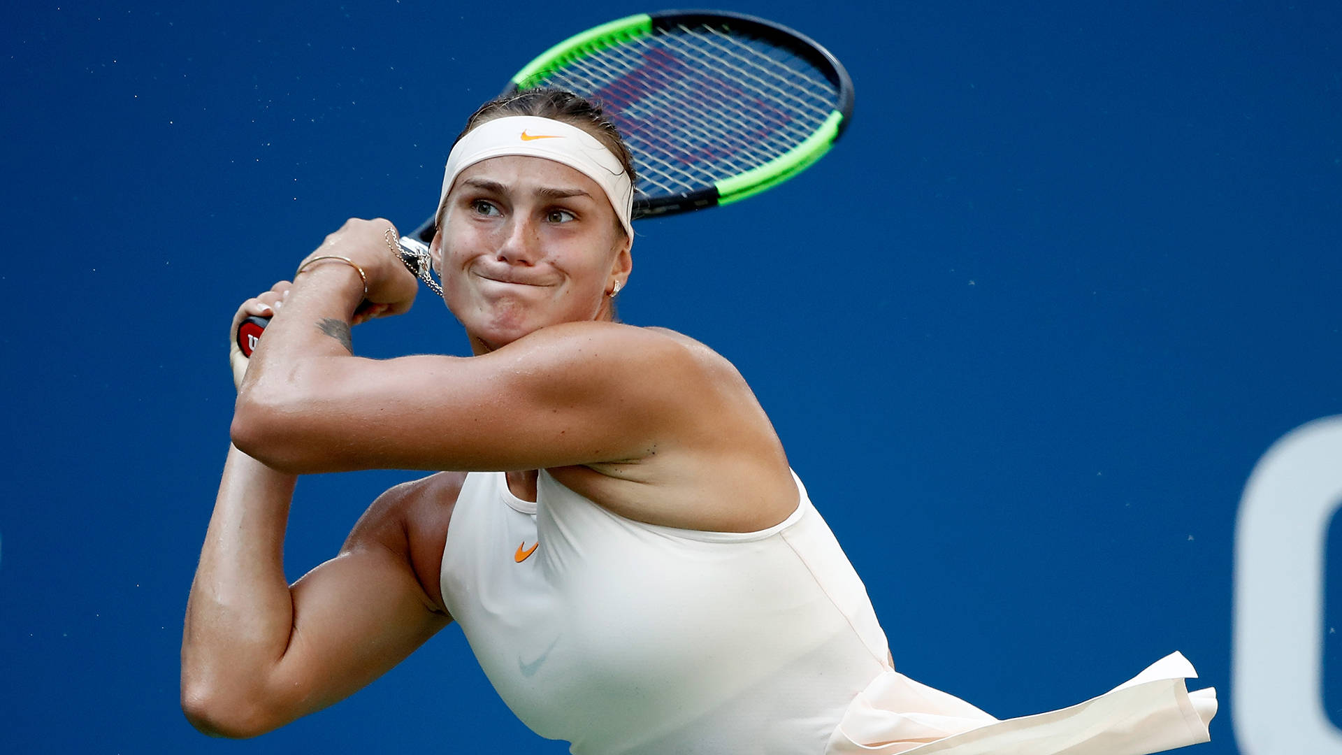 Aryna Sabalenka, white gear, green racket, Full HD Desktop Wallpaper