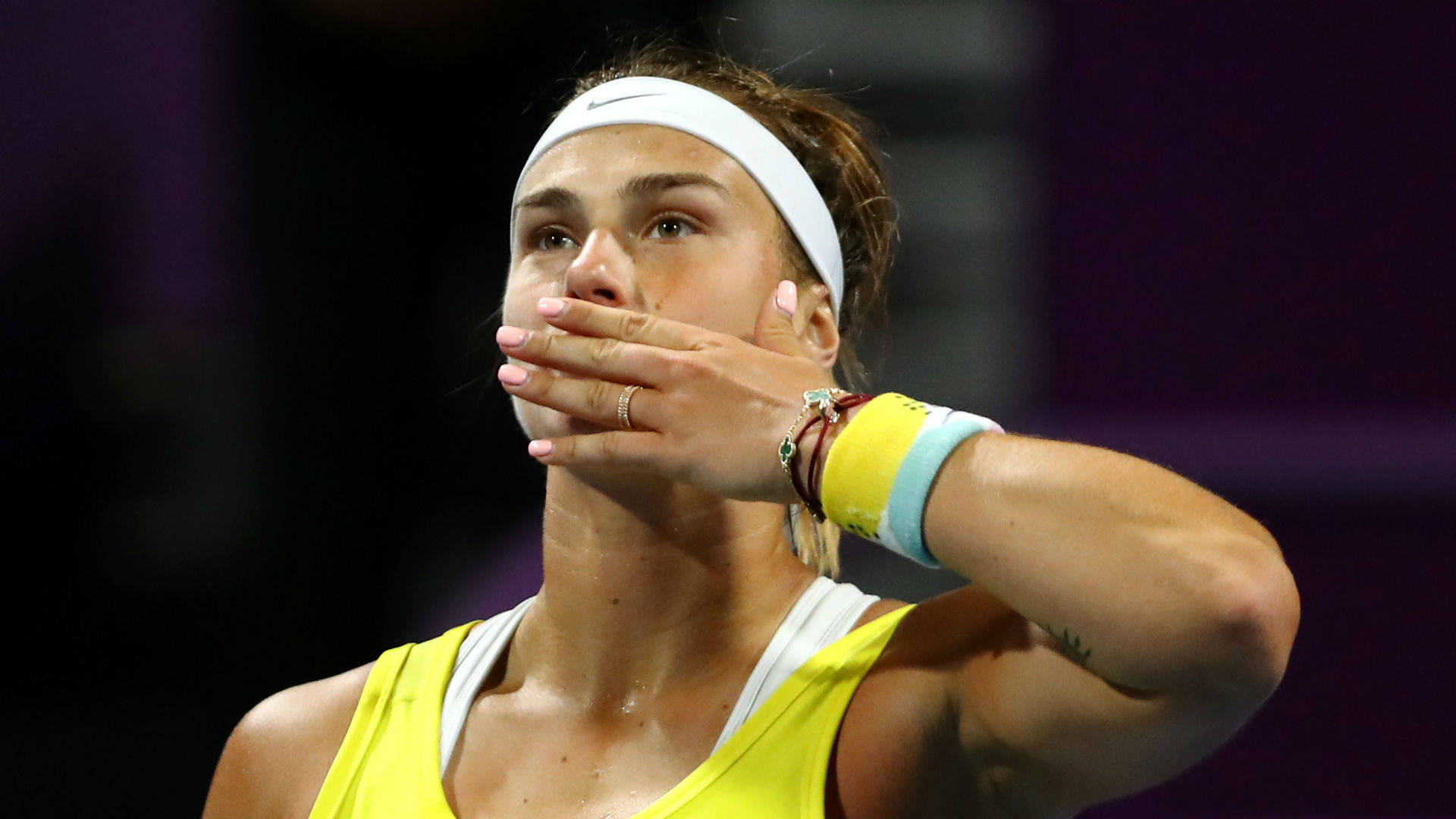 Aryna Sabalenka, yellow top, bright lights, Full HD Desktop Wallpaper