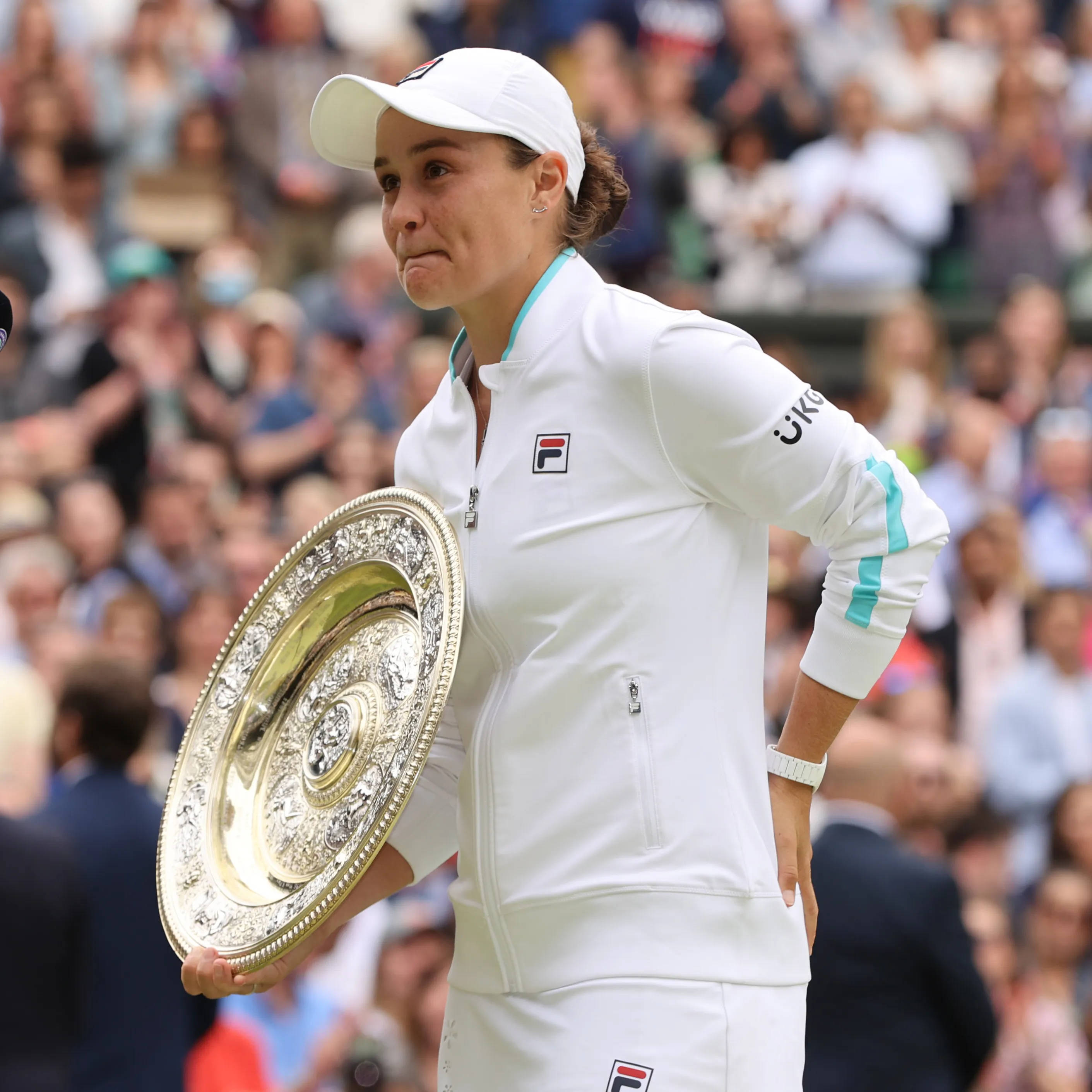 Ashleigh Barty, white attire, ornate silver trophy, 2K Desktop Wallpaper