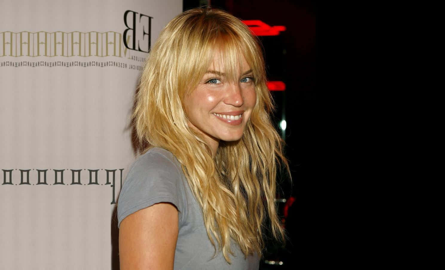 Ashley Scott, blonde woman, wavy hair, HD Desktop Wallpaper
