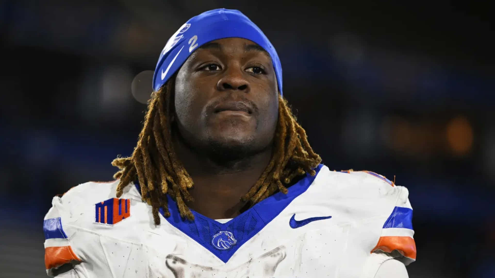 Ashton Jeanty, blue helmet, white jersey, Full HD Desktop Wallpaper