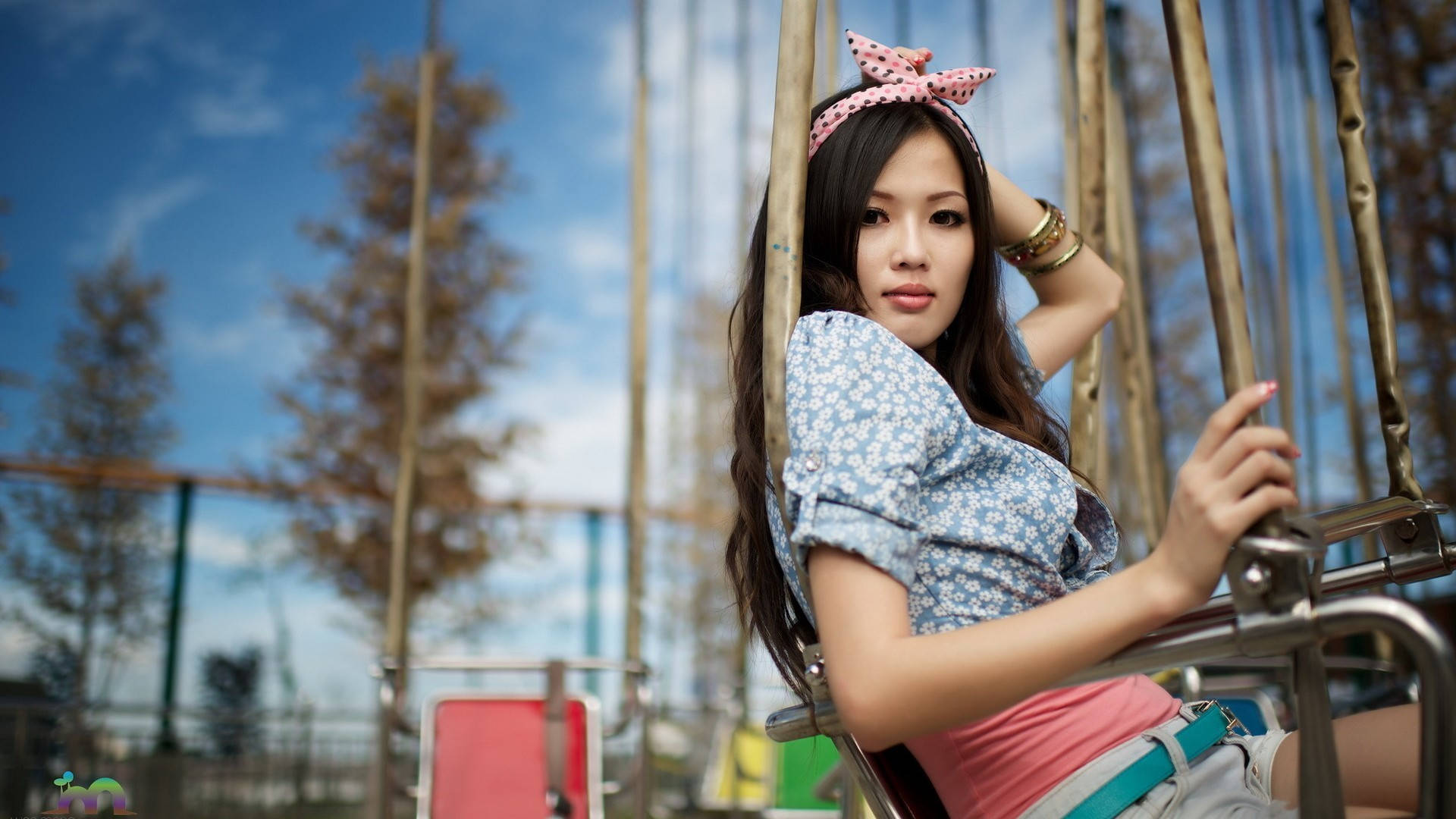 pink polka dot bow, playground swing, bright blue sky, Full HD Desktop Wallpaper